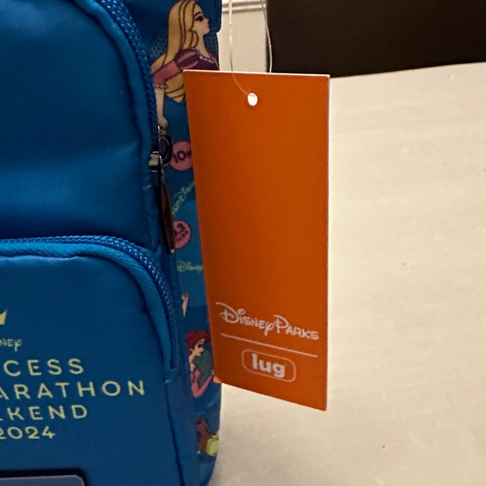 NWT - Disney Princess Lug Huggie SE - Picture 3 of 7